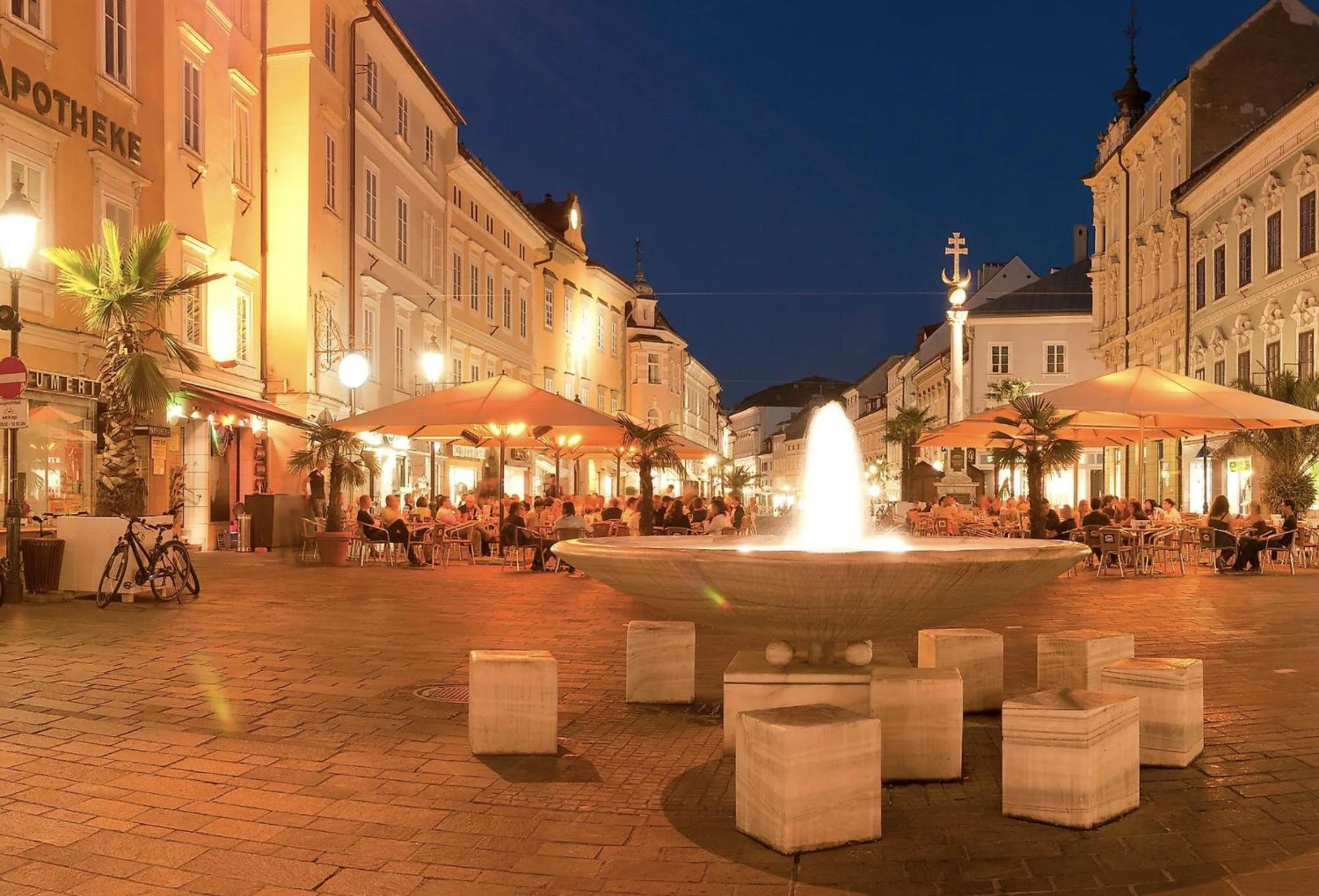 Cityhotel Am Domplatz Self-Checkin Klagenfurt am Woerthersee Bagian luar foto