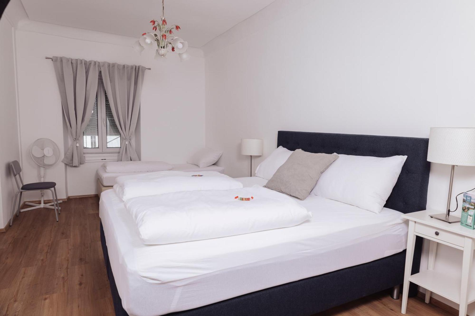 Cityhotel Am Domplatz Self-Checkin Klagenfurt am Woerthersee Bagian luar foto
