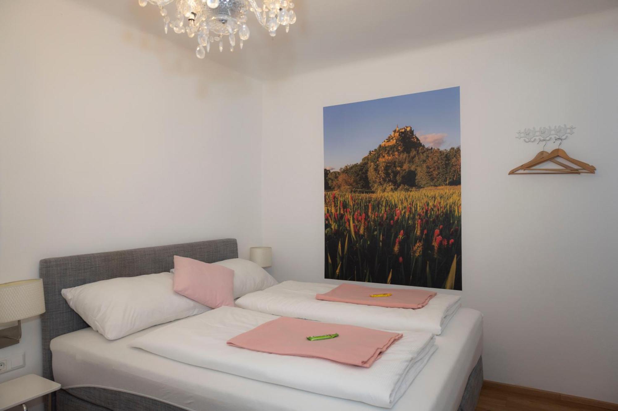 Cityhotel Am Domplatz Self-Checkin Klagenfurt am Woerthersee Bagian luar foto